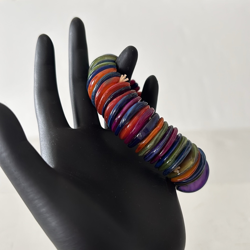 Multi-Color Shell Half Moon Elastic Bracelet - image 4